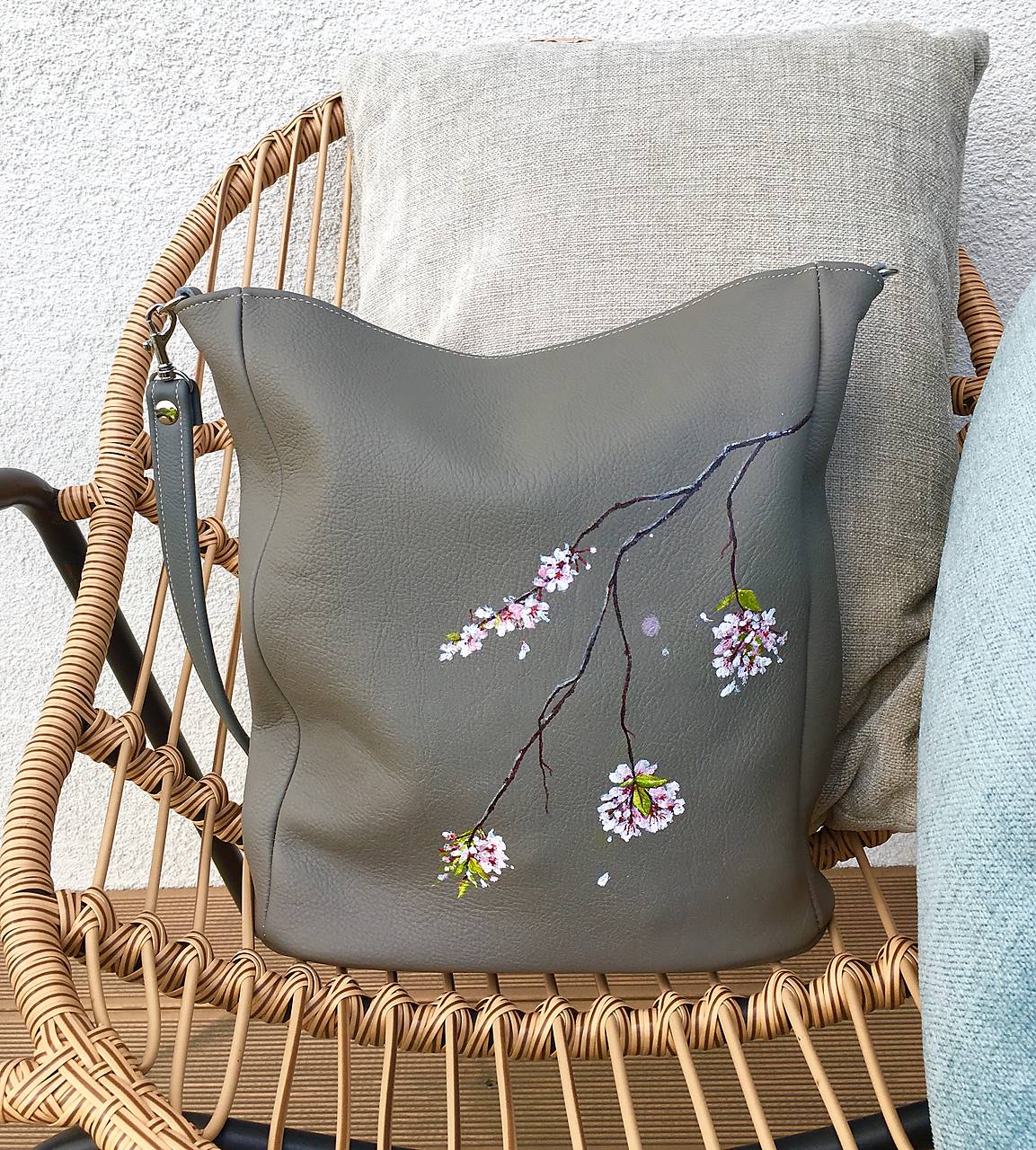 EVA "Flower Branch" kožená kabelka s maľbou