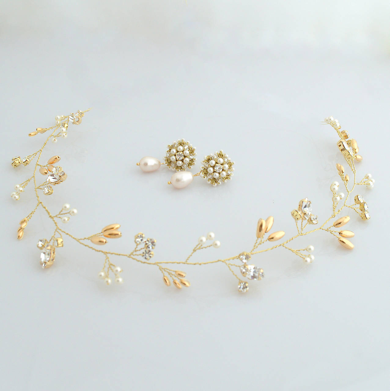 Svadobná perlová čelenka/girlanda (Mosadz a Cream Swarovski pearls)