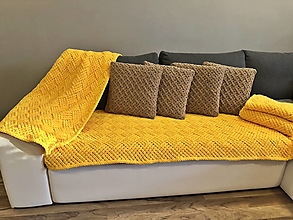 Úžitkový textil - Sada prehozov na gauč + vankúšiky z Alize Puffy Fine - medovo žltá - 14794061_