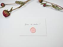 Papiernictvo - Papierová míľniková kartička s ružovou pečaťou - Bude to dievča! - 14793069_