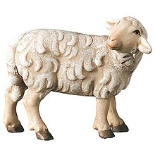 Dekorácie - Stojaca ovečka pozerajúca dozadu - Ľudový - 14804596_