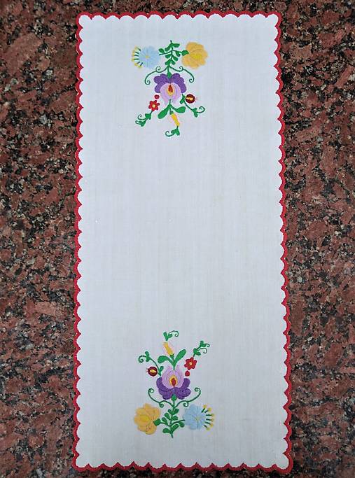 Úžitkový textil - Ručne vyšívaná dečka PS39 obdĺžnik 66x30cm - 14816320_