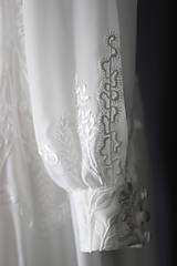 Šaty - Šifónové svadobné šaty s lúčnymi kvetmi v ľudovom štýle - 14819977_