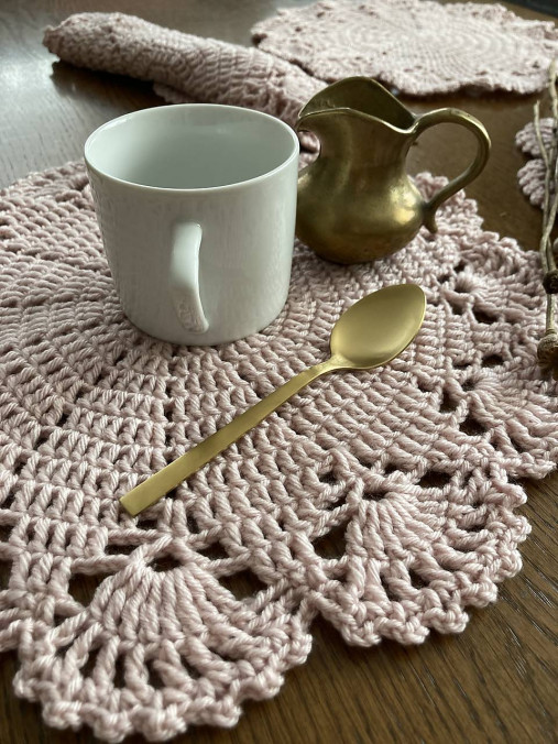 Úžitkový textil - prestieranie "háčkované" OLD ROSE - 14819855_