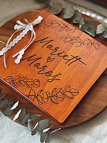 Papiernictvo - Svadobná kniha hostí, drevený fotoalbum - eukalyptus, personalizovaný - 14821843_
