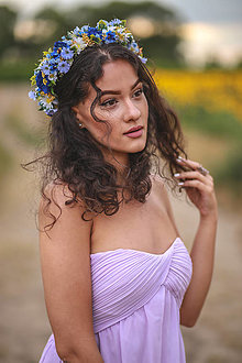 Ozdoby do vlasov - Lúčny bohato zdobený kvetinový venček Modráčik - 14822385_