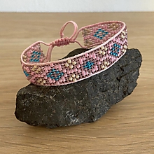 Náramky - Tkaný korálkový náramok ružový - 14829306_