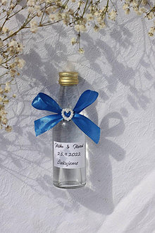 Darčeky pre svadobčanov - Dekorované mini fľaštičky na výslužky pre hostí - 14833563_