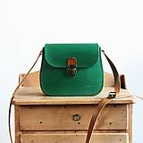 Kabelky - Malá kožená kabelka *Green&Tan* - 14832707_
