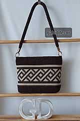 Kabelky - Handmade háčkovaná kabelka s vyšívaným vzorom - 14832182_
