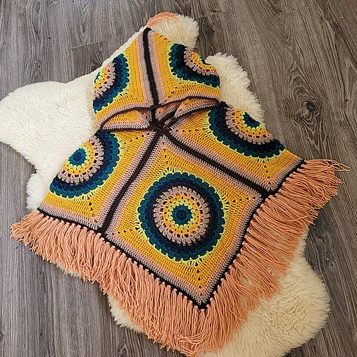 Iné oblečenie - Háčkované boho pončo - 14833100_