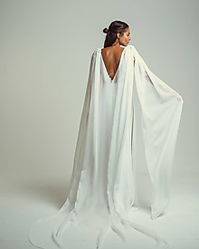 Šaty - Šifónová pelerína s vlečkou na svadobné šaty - 14835271_