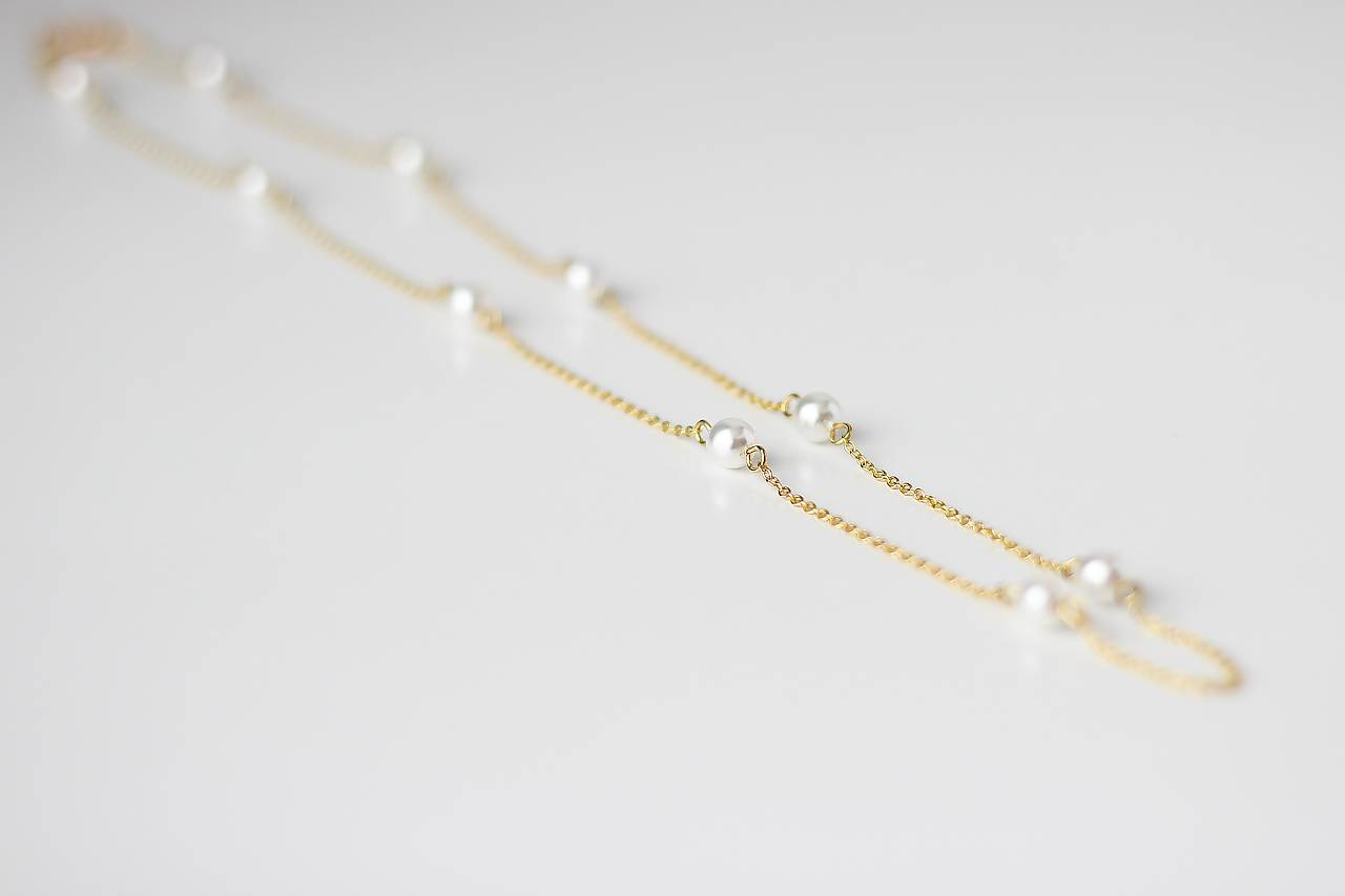 Jemná retiazka s perličkami