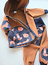 Detské oblečenie - Softshellová bunda "foxes on blue"  (98-104, dl: 45cm) - 14851604_