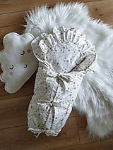 Detský textil - Klasická biela zavinovačka s malými kvietočkami - 14850498_