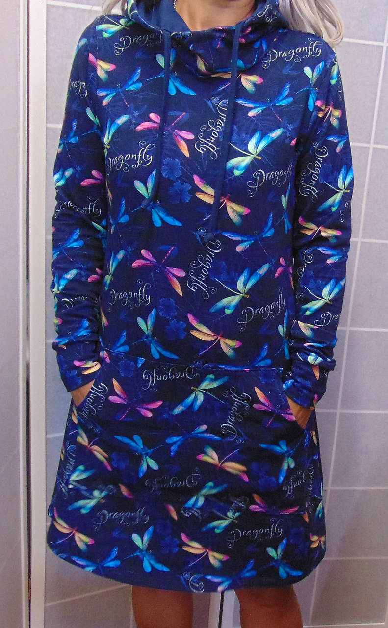 Mikinové šaty s kapucí - barevné vážky S - XXXL