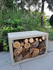 Nábytok - Záhradná drevená lavica k ohnisku - 14859304_
