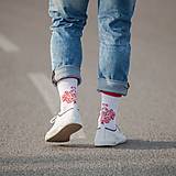 Ponožky, pančuchy, obuv - (F18) Ponožky biele ľudové srdiečko - 14865408_