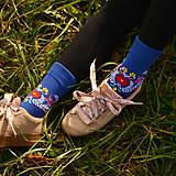 Ponožky, pančuchy, obuv - (F04) Ponožky modré folk kvietky - 14865439_