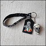 Kľúčenky - Halloweenska kľúčenka - 14870895_