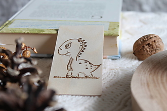 Papiernictvo - MINI drevená záložka do knihy "Malý Dino" - 14870889_