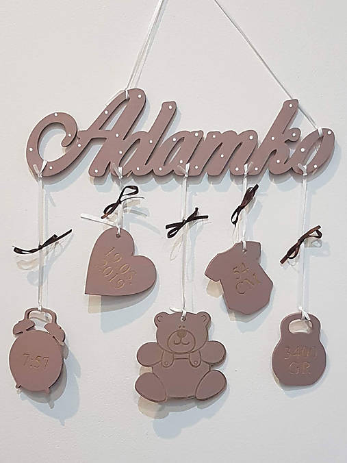 Drevené meno s údajmi o narodení + macko Blue