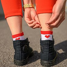 Ponožky, pančuchy, obuv - (L13) Ponožky Srdiečko malé červeno-biele - 14879658_