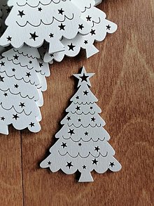 Dekorácie - Vianočná ozdoba z preglejky biely stromček - 14884476_