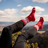  - Vysoké športové ponožky červené - 14885690_