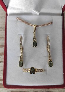 Sady šperkov - Jewelry set Bellatrix with drop shape vltavin and real diamonds and zircons in yellow and white gold - 14892838_