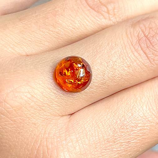 Minerály - Jantár baltický kabošon mix / 10x8mm, 10mm, 18x13mm (10mm) - 14895888_