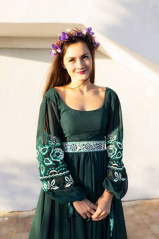 Zelené šifónové šaty Očovianka