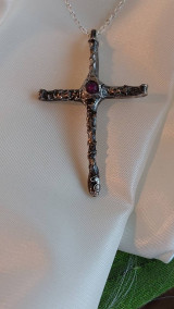 Iné šperky - krížik s matným fialovým achátom - 14909784_