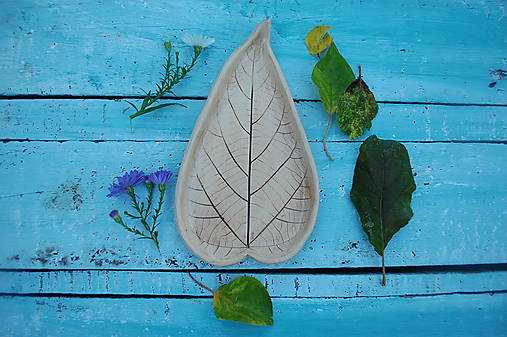 Keramická listo-miska (19cmx11cm - Priehľadná)