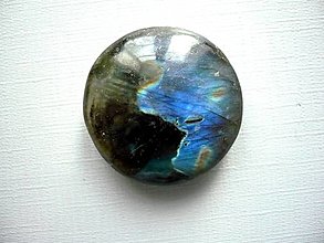 Minerály - Nevrt. čočka - labradorit 29 mm, č.50f - 14917834_