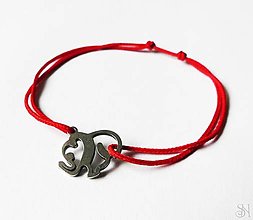 Náramky - Červený tenký ochranný náramok so sloníkom z chirurgickej ocele - 14919098_