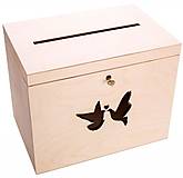Drevená krabica s holubicami na kľúč