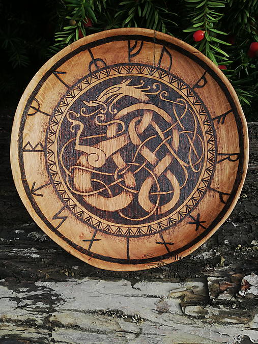 Nádoby - Vikingský tanier - Drak a runy - Viking wooden plate - 14923457_