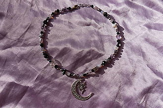 Náhrdelníky - Korálkový náhrdelník - víla na mesiaci - 14929679_