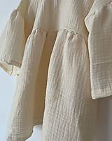 Detské oblečenie - Mušelínové šaty s dlhým rukávom - 14932625_