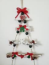 Dekorácie - Závesný vianočný stromček - 14935794_
