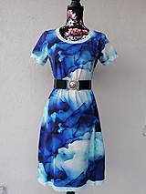 Šaty - Bielo modre satky s modrou krajkou - 14937225_