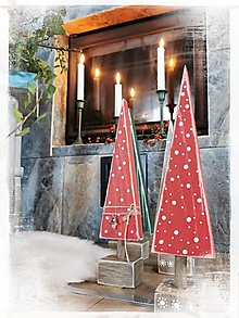 Dekorácie - stromčeky vo vianočnom šate - 14939864_