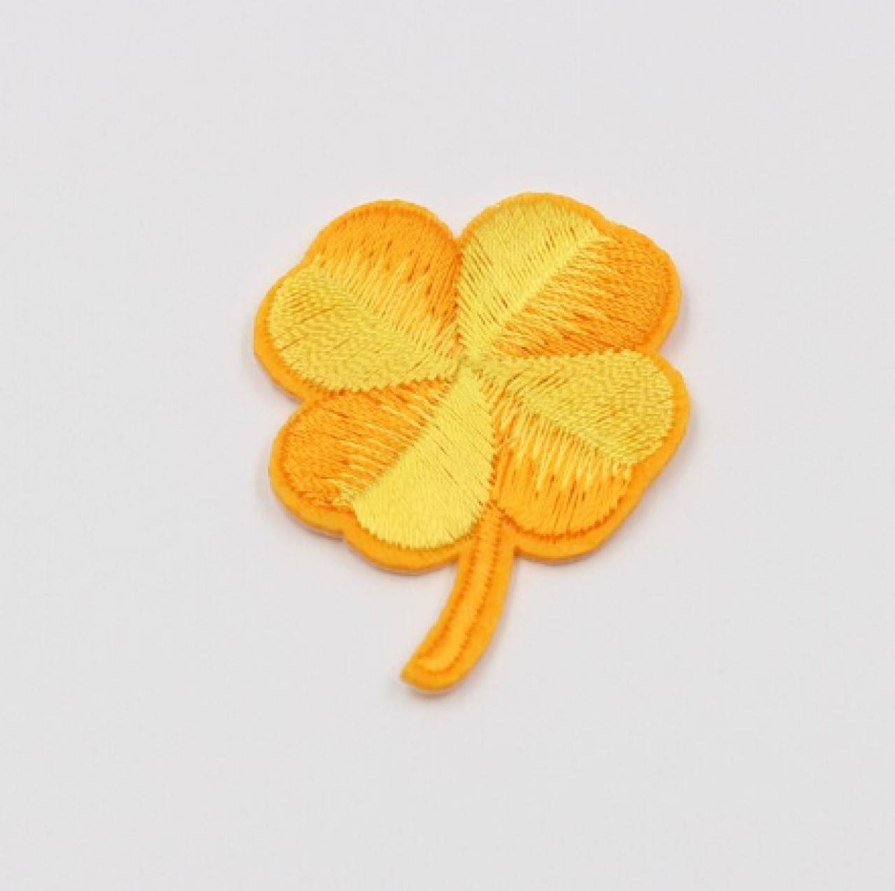 NZ106 Nažehľovačka štvorlístok 3,2 x  4,2 cm  (Žltá)