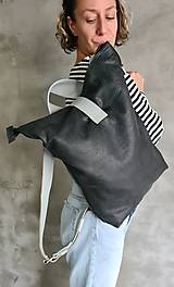 Batohy - ČIERNY kožený ruksak - 14941547_