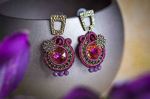 Náušnice - Soutache napichovačky bordovo-zelené - 14944595_