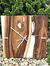 Hodiny - Nastenne epoxidove drevene hodiny 9 - 14947157_