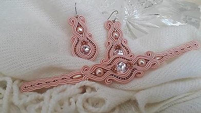 Sady šperkov - Ružový set - náramok a náušnice - 14946062_