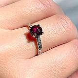 Prstene - Vintage Faceted Garnet Ring Ag925 / Strieborný prsteň s granátom rodolitom - 14952594_