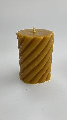 Sviečky - Sviečky z včelieho vosku (Valec točený 8,5x7 cm) - 14955911_